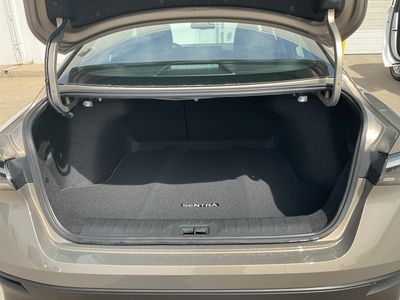 2026 Nissan Sentra — photo 17 view