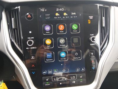 2025 Subaru Outback - Photo 18
