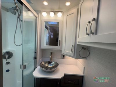 2026 Newmar Grand Star — photo 46 view