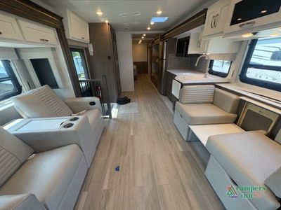 2026 Newmar Grand Star — photo 17 view