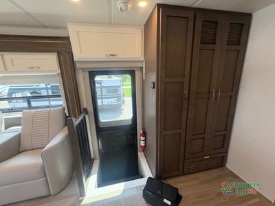 2026 Newmar Grand Star — photo 24 view