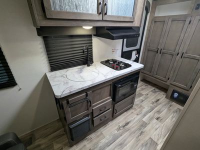 2023 Venture RV Sonic Lite - Photo 21