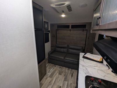 2023 Venture RV Sonic Lite - Photo 8