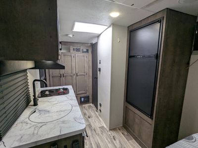 2023 Venture RV Sonic Lite - Photo 15