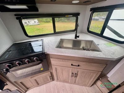 2026 Coachmen RV Freedom Express Select - Photo 12