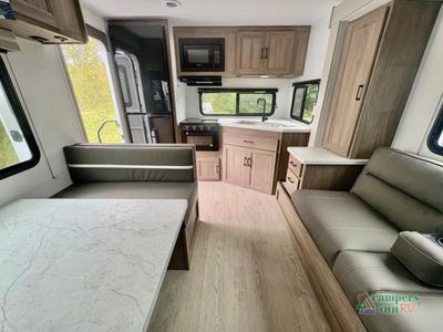 2026 Coachmen RV Freedom Express Select - Photo 6