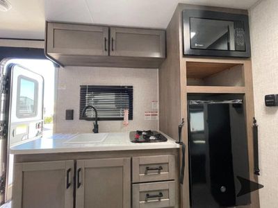 2025 Wayfinder RV Go Play - Photo 10