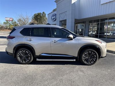 2025 Nissan Rogue - Photo 4