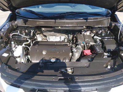 2024 Mitsubishi Outlander Sport — photo 9 view