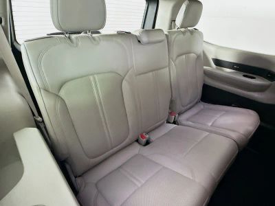 2022 Jeep Wagoneer — photo 32 view