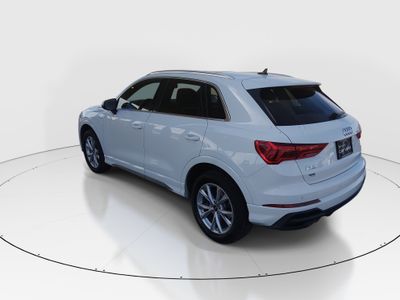 2023 Audi Q3 - Photo 5