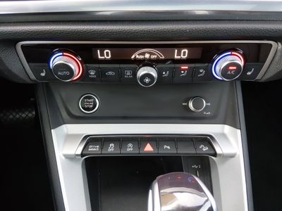 2023 Audi Q3 - Photo 18