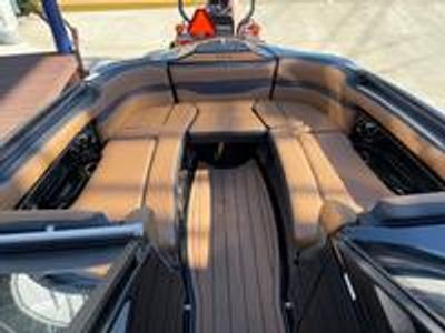 2026 Yamaha 275 SD - Photo 44