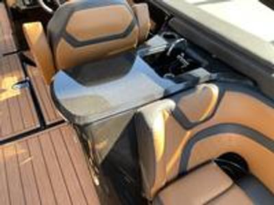 2026 Yamaha 275 SD - Photo 23