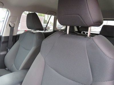 2024 Toyota RAV4 - Photo 16