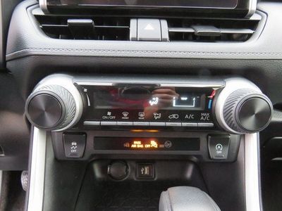 2024 Toyota RAV4 - Photo 26