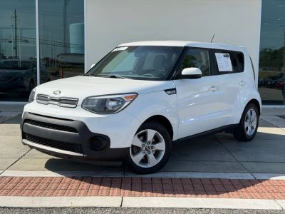 2017 Kia Soul - Photo 1
