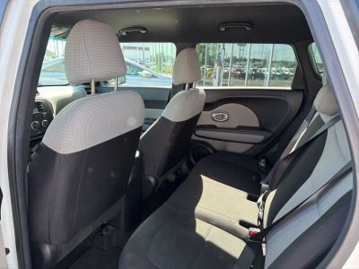 2017 Kia Soul - Photo 26
