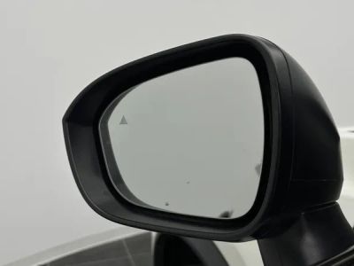 2024 Nissan Rogue — photo 12 view