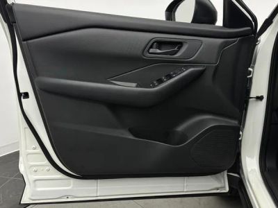 2024 Nissan Rogue — photo 9 view