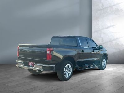 2022 Chevrolet Silverado 1500 — rear three-quarter view
