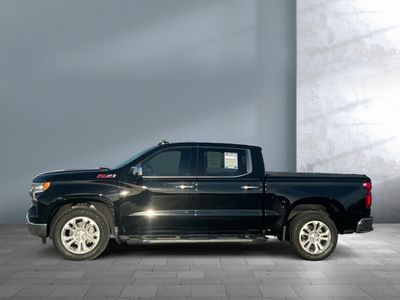 2022 Chevrolet Silverado 1500 — engine compartment view