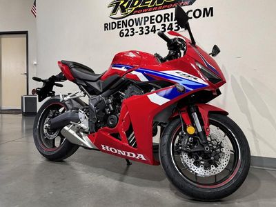 2026 Honda CBR650R E-Clutch - Photo 2