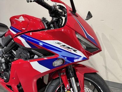 2026 Honda CBR650R E-Clutch - Photo 19