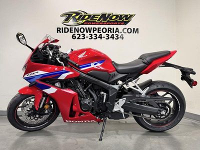 2026 Honda CBR650R E-Clutch - Photo 5