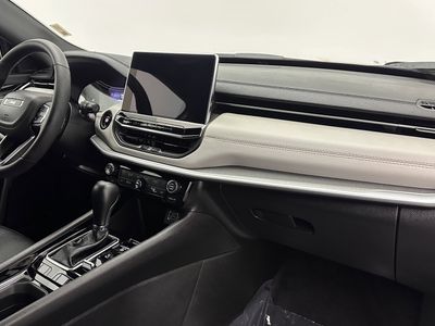 2025 Jeep Compass - Photo 31