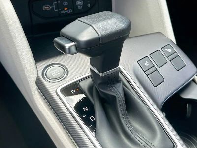 2026 Kia Sportage — photo 16 view