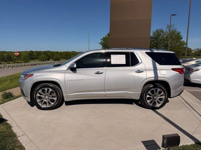 2021 Chevrolet Traverse - Photo 2