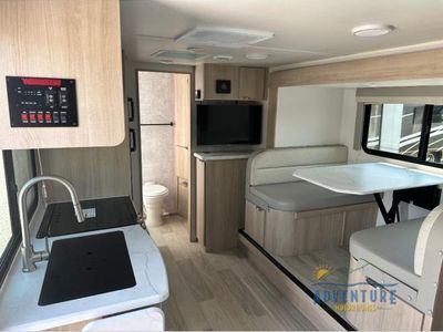 2024 Winnebago Industries Towables Micro Minnie - Photo 4