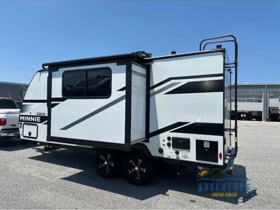 2024 Winnebago Industries Towables Micro Minnie - Photo 2