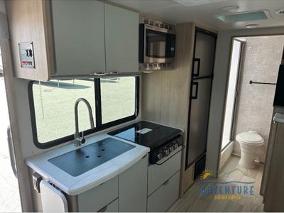 2024 Winnebago Industries Towables Micro Minnie - Photo 5