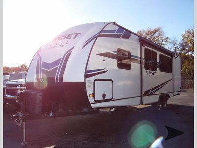 2021 CrossRoads RV Sunset Trail - Photo 2