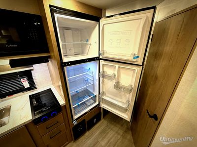 2026 Ember RV E-Series - Photo 12