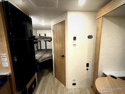 2026 Ember RV E-Series - Photo 13