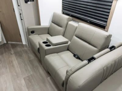 2027 Entegra ODYSSEY — photo 9 view