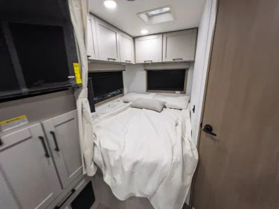 2027 Entegra ODYSSEY — photo 14 view