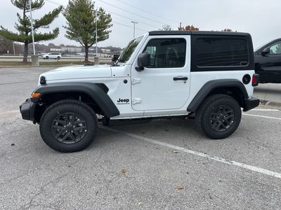 2026 Jeep Wrangler — photo 11 view