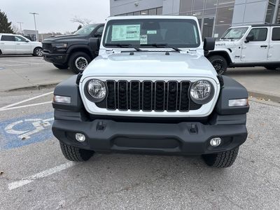 2026 Jeep Wrangler — photo 9 view