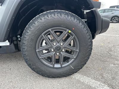 2026 Jeep Wrangler — photo 13 view
