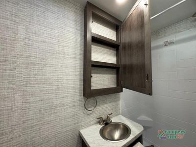 2025 Entegra Coach Odyssey SE - Photo 42