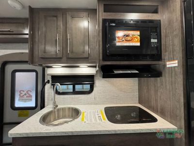 2025 Entegra Coach Odyssey SE - Photo 16