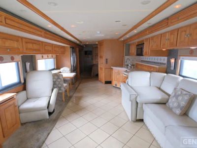 2013 Winnebago JOURNEY - Photo 5