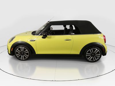 2024 MINI Convertible - Photo 4