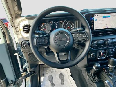 2026 Jeep Wrangler — photo 20 view