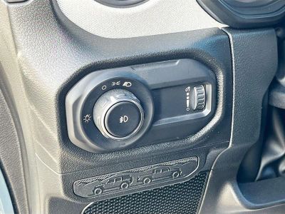 2026 Jeep Wrangler — photo 10 view