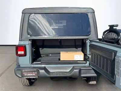 2026 Jeep Wrangler — photo 23 view